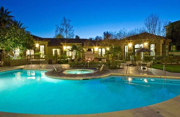 Castlerock Apartments | 5700 Lochmoor Dr, Riverside, CA 92507, USA | Phone: (951) 682-8444