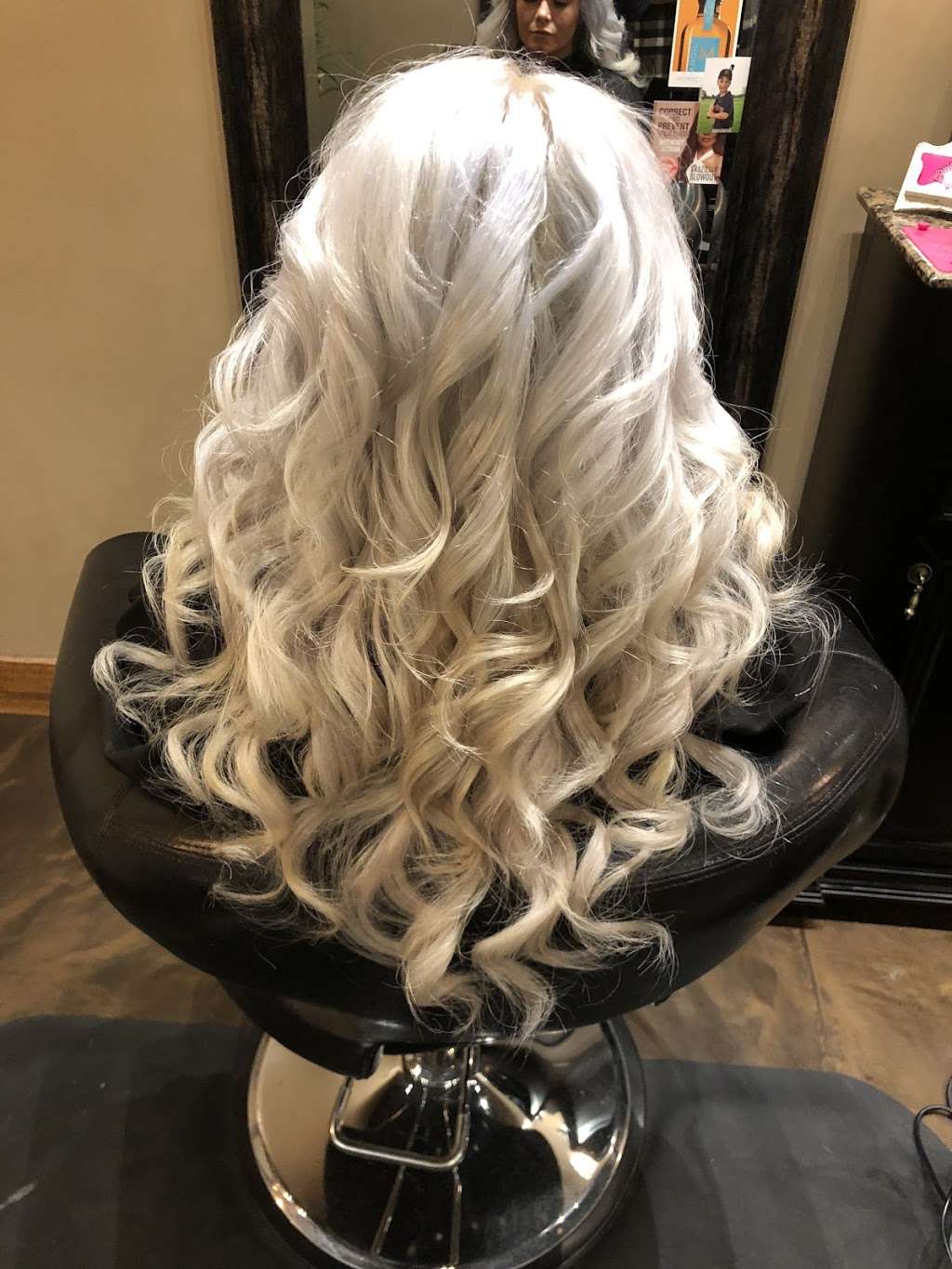 B Stunning Salon | 13123 South La Grange Road, Orland Park, IL 60462 | Phone: (708) 671-8581