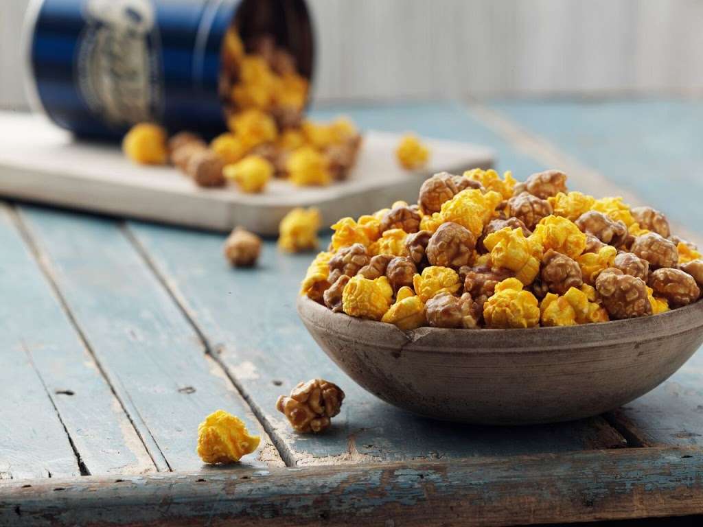 Garrett Popcorn Shops | OHare International Airport (ORD), Terminal 1 Concourse B, 5600 Mannheim Rd, Chicago, IL 60666, USA | Phone: (888) 476-7267