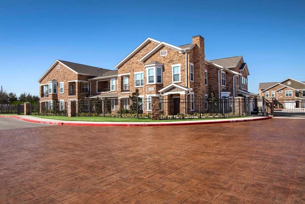 Villas at Sienna Plantation Apartments | 8585 Sienna Springs Dr, Missouri City, TX 77459 | Phone: (866) 537-6727
