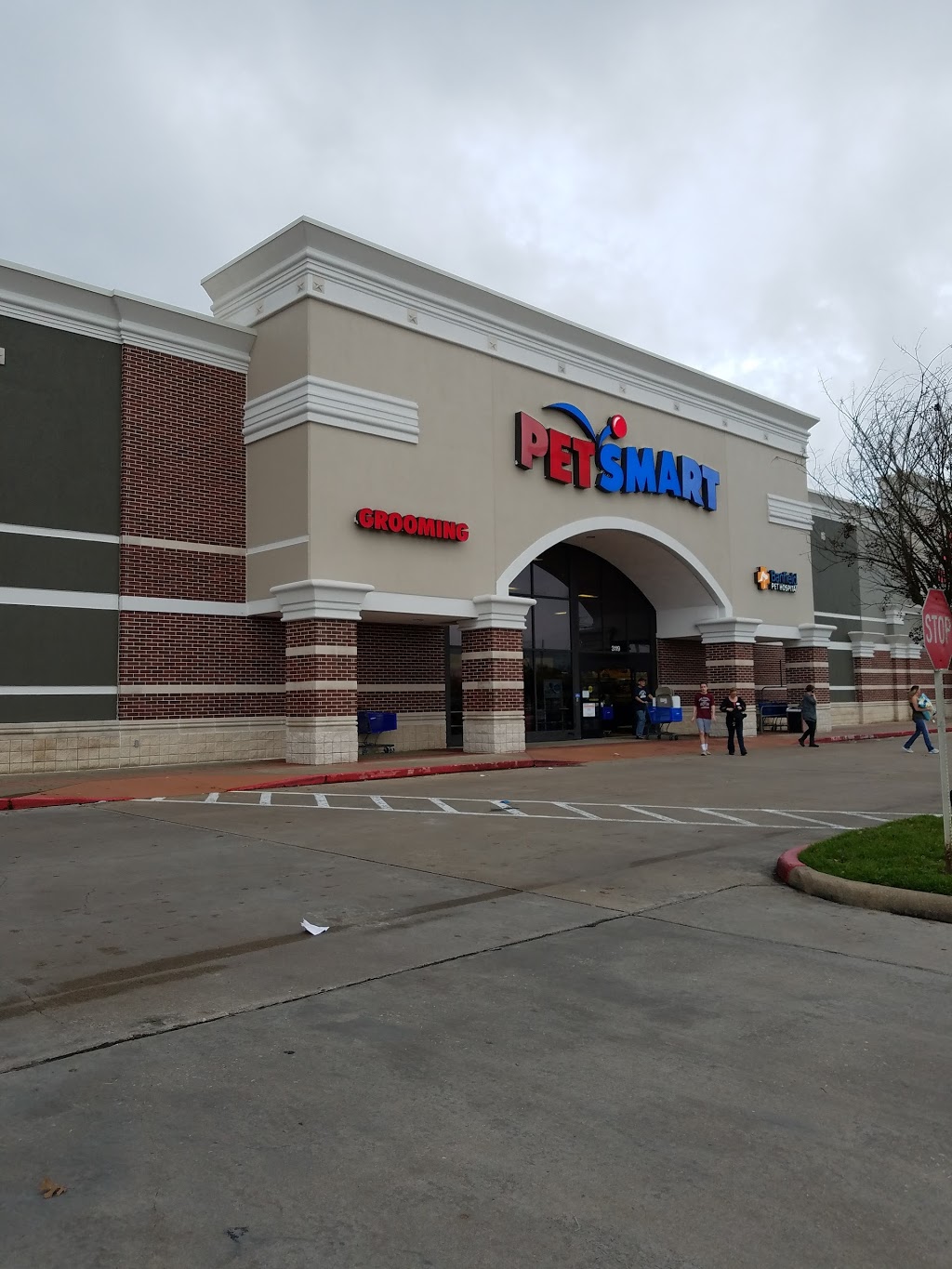 PetSmart | 3119 Silverlake Village Dr, Pearland, TX 77584, USA | Phone: (713) 436-5481