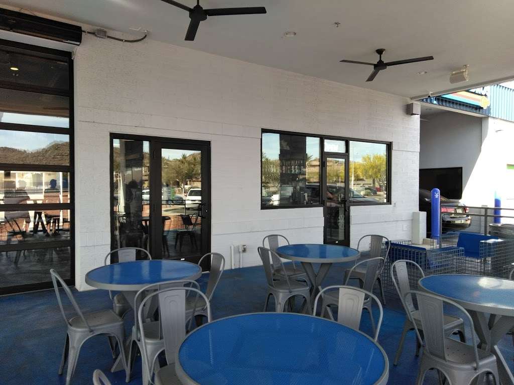 Dutch Bros | 3215 E Chandler Blvd, Phoenix, AZ 85048, USA | Phone: (541) 955-4700