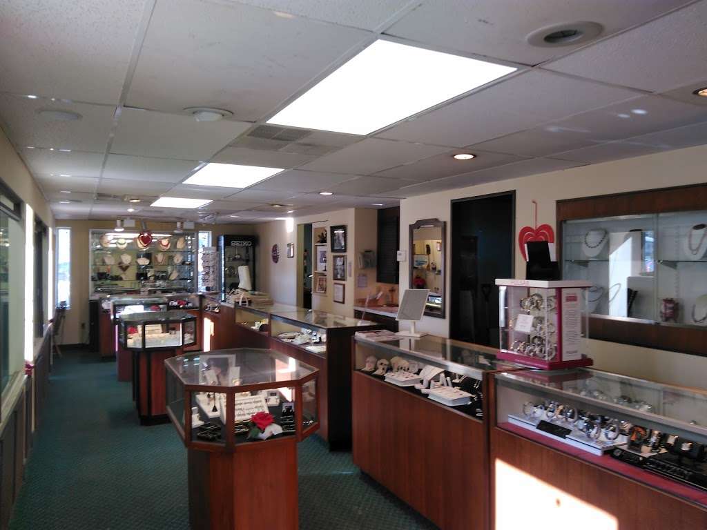 Oscar Roth Jewelers | 2925 Memorial Hwy, Dallas, PA 18612, USA | Phone: (570) 675-2623