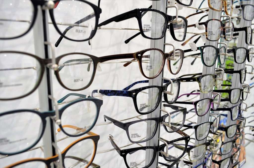 Realeyes Opticians - New Addington | 26 Central Parade, New Addington, Croydon CR0 0JB, UK | Phone: 01689 842152