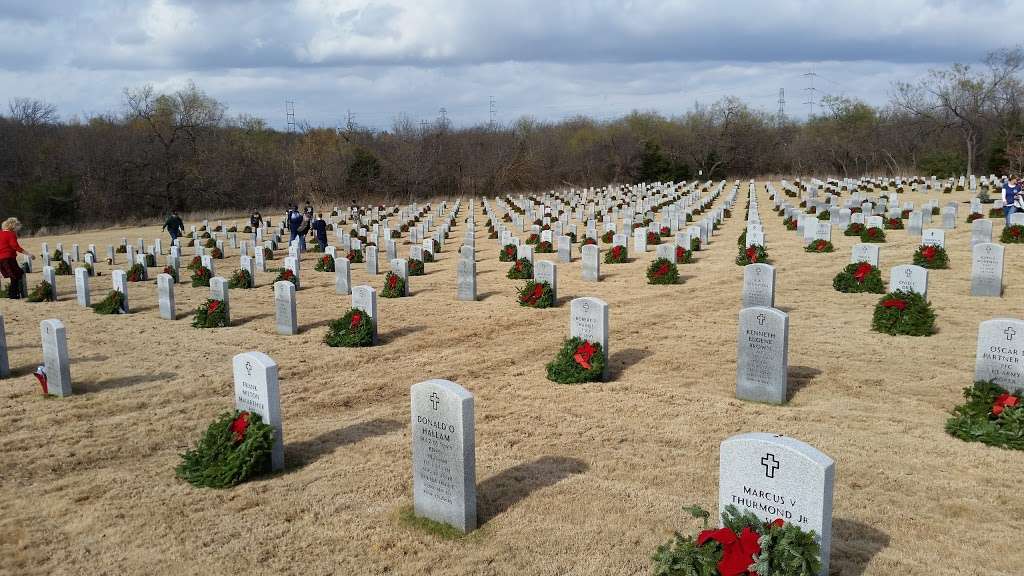 Dallas-Fort Worth National Cemetery | 2000 Mountain Creek Pkwy, Dallas, TX 75211, USA | Phone: (214) 467-3374