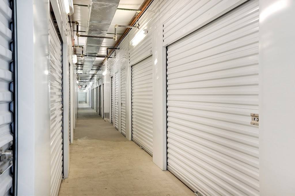 Securlock Storage at Fort Worth | 3500 Riverbend Blvd, Fort Worth, TX 76116, USA | Phone: (817) 737-6000