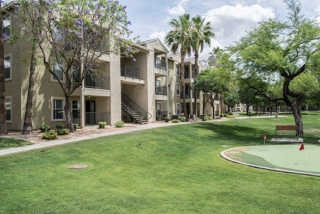 Heritage at Deer Valley | 3010 W Yorkshire Dr, Phoenix, AZ 85027 | Phone: (623) 492-0500