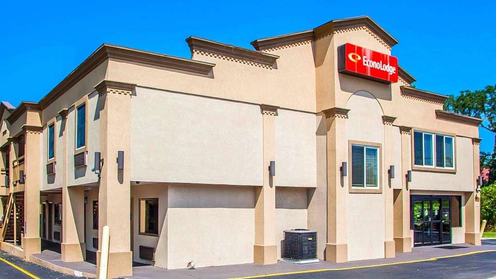 Econo Lodge | 611 Fellowship Rd, Mt Laurel Township, NJ 08054, USA | Phone: (856) 722-1919