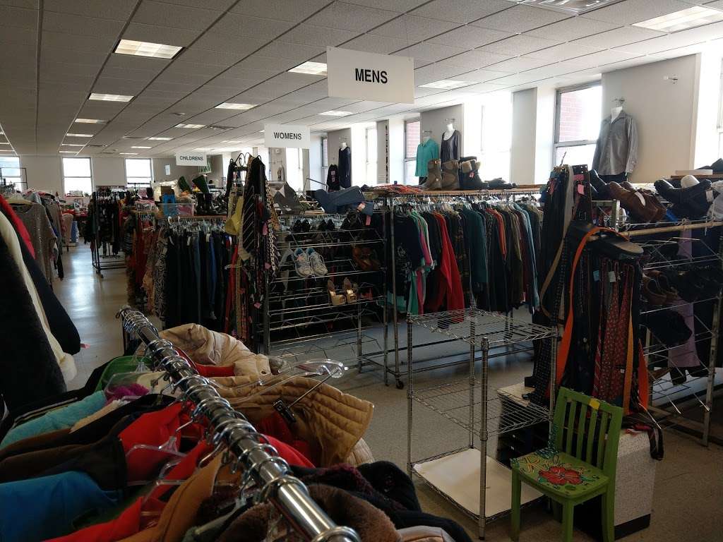 Thrift Shop | 1676 Brookley Ave, Joint Base Andrews, MD 20762 | Phone: (301) 735-3533
