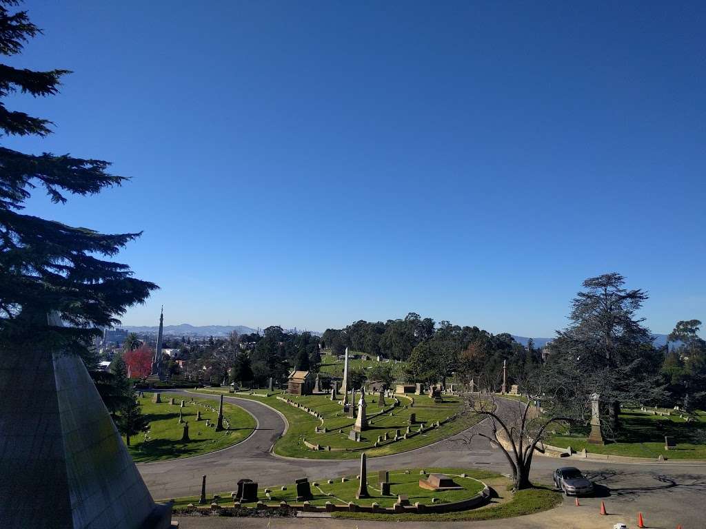 St Mary Cemetery | 4529 Howe St, Oakland, CA 94611, USA | Phone: (510) 654-0936