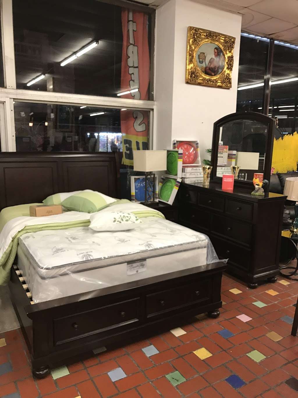 Home furniture and Bedding | 6501 Market St, Upper Darby, PA 19082, USA | Phone: (610) 352-4931