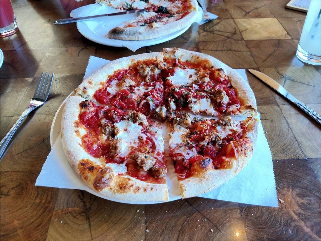 Pitfire Artisan Pizza | 730 S Arroyo Pkwy, Pasadena, CA 91105, USA | Phone: (626) 376-9005