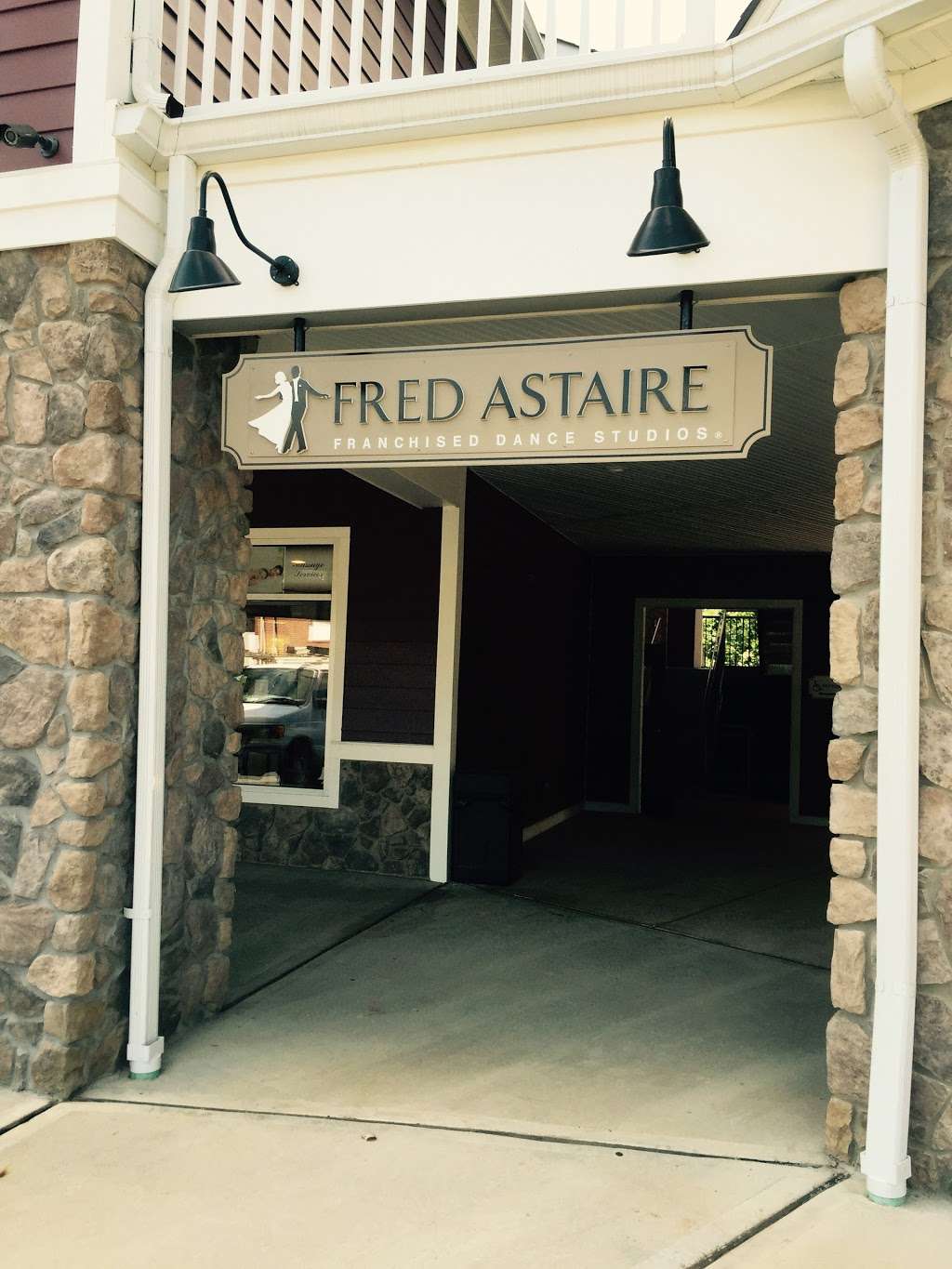 Fred Astaire Dance Studio of Red Bank | 1201 Sycamore Ave, Tinton Falls, NJ 07724, USA | Phone: (732) 542-4188