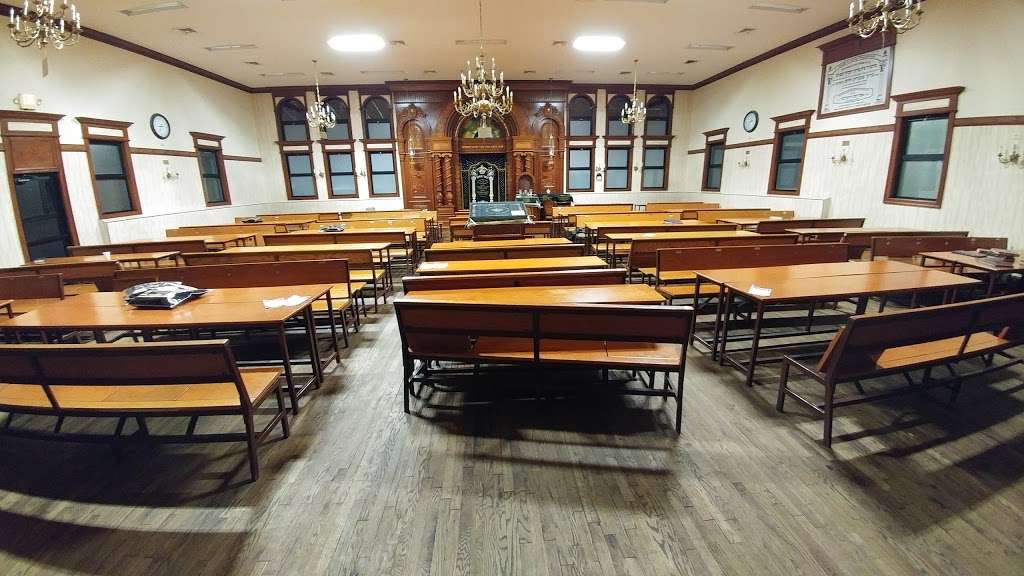 בית ברוך דסאטמר | 11 Sasev Ct, Kiryas Joel, NY 10950, USA