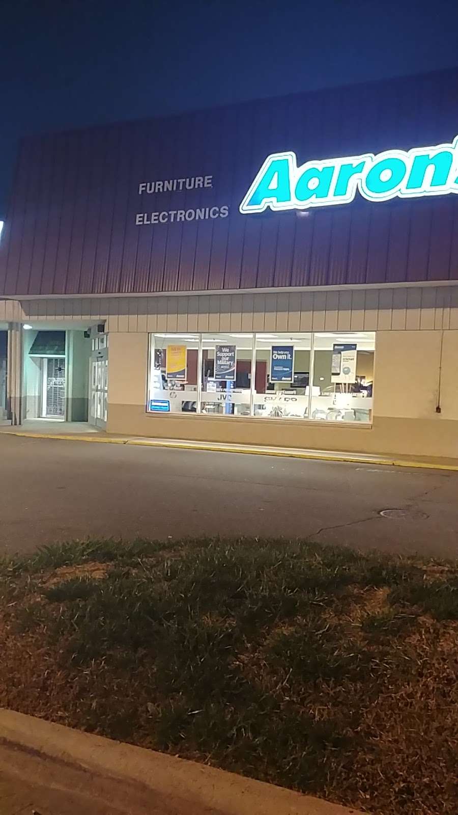 Aarons | 625 Park St, Belmont, NC 28012, USA | Phone: (704) 829-8023