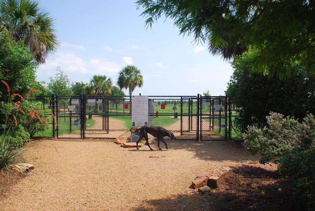 Pawm Springs Dog Park | 15300 University Blvd, Sugar Land, TX 77479, USA | Phone: (281) 275-2825