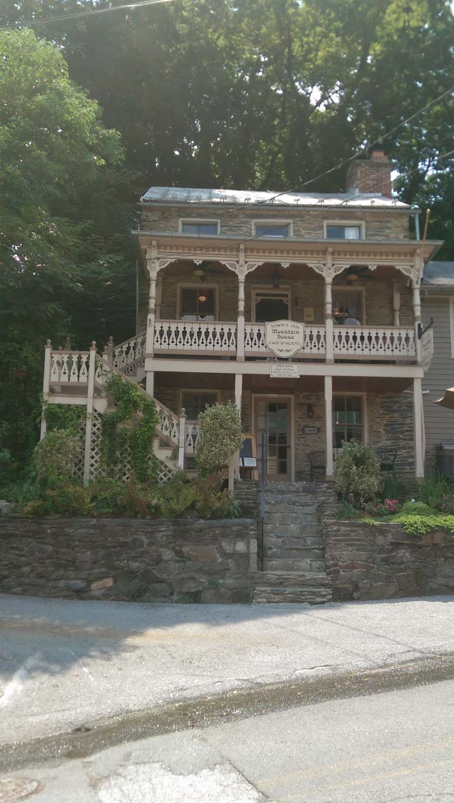 Mountain House Café | 175 High St, Harpers Ferry, WV 25425, USA