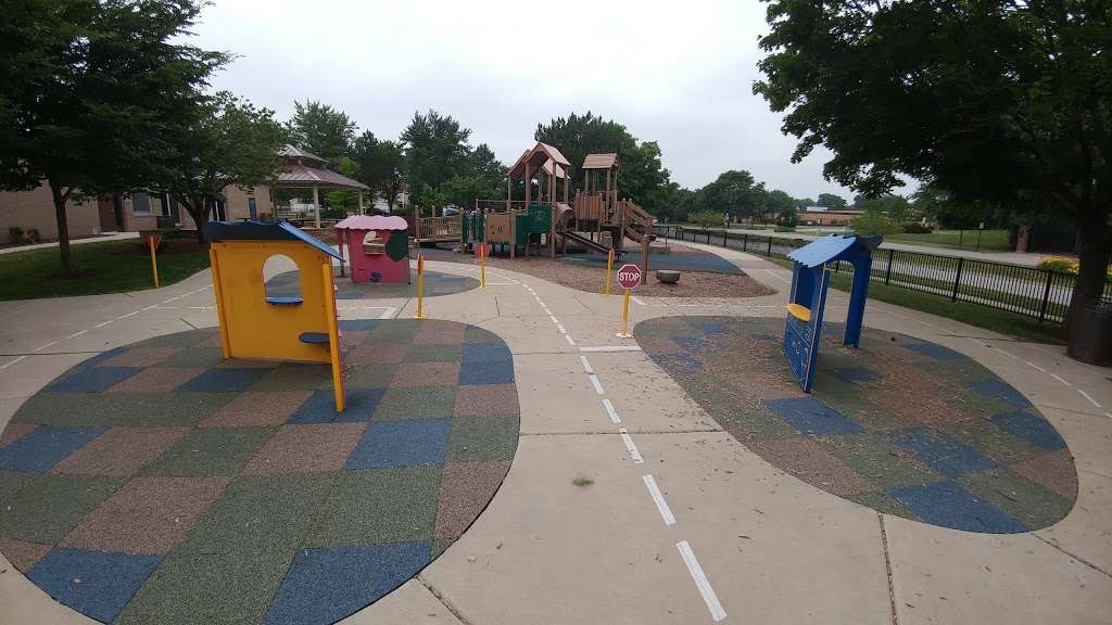 Elk Grove Park District Preschool and Early Childhood Center | 225 E Elk Grove Blvd, Elk Grove Village, IL 60007, USA | Phone: (847) 364-7224