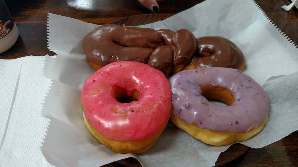 Twist donuts | 8816 S Pennsylvania Ave #700, Oklahoma City, OK 73159, USA | Phone: (405) 686-0683