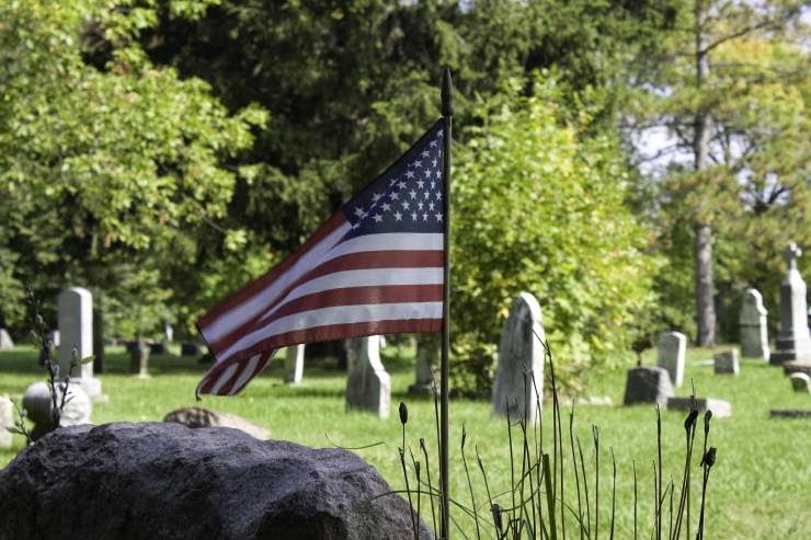 Catholic Cemeteries of Racine | 5600 Holy Cross Rd, Racine, WI 53402, USA | Phone: (262) 639-1071