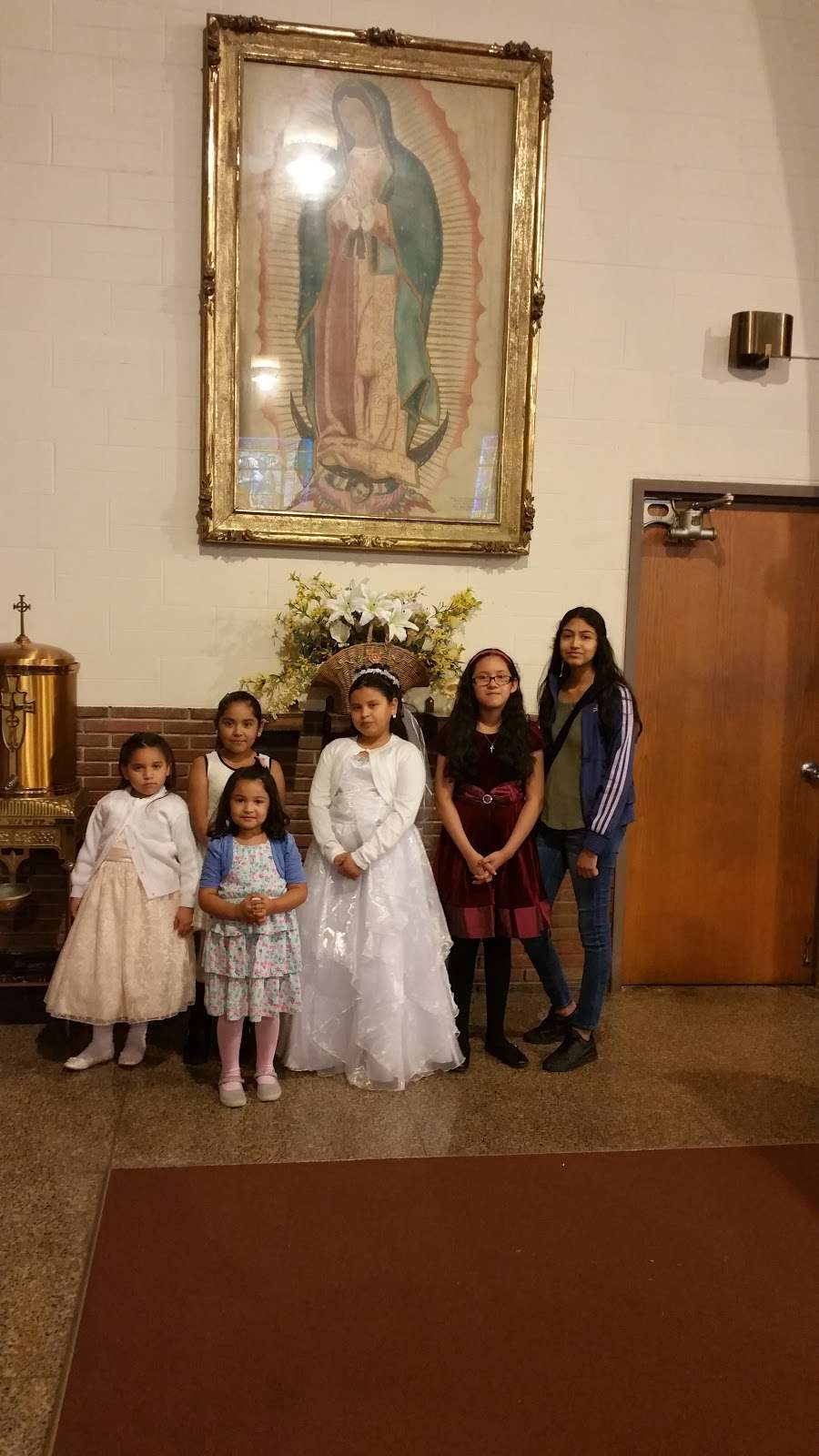 Sacred Heart Catholic Church | 819 N 16th Ave, Melrose Park, IL 60160, USA | Phone: (708) 344-0757