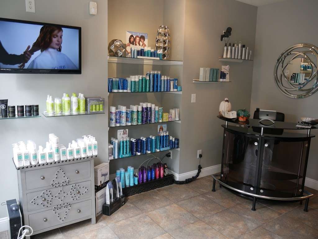 Eclectic Beauty Salon | 14400 Clay Terrace Blvd #170, Carmel, IN 46032, USA | Phone: (317) 705-9700