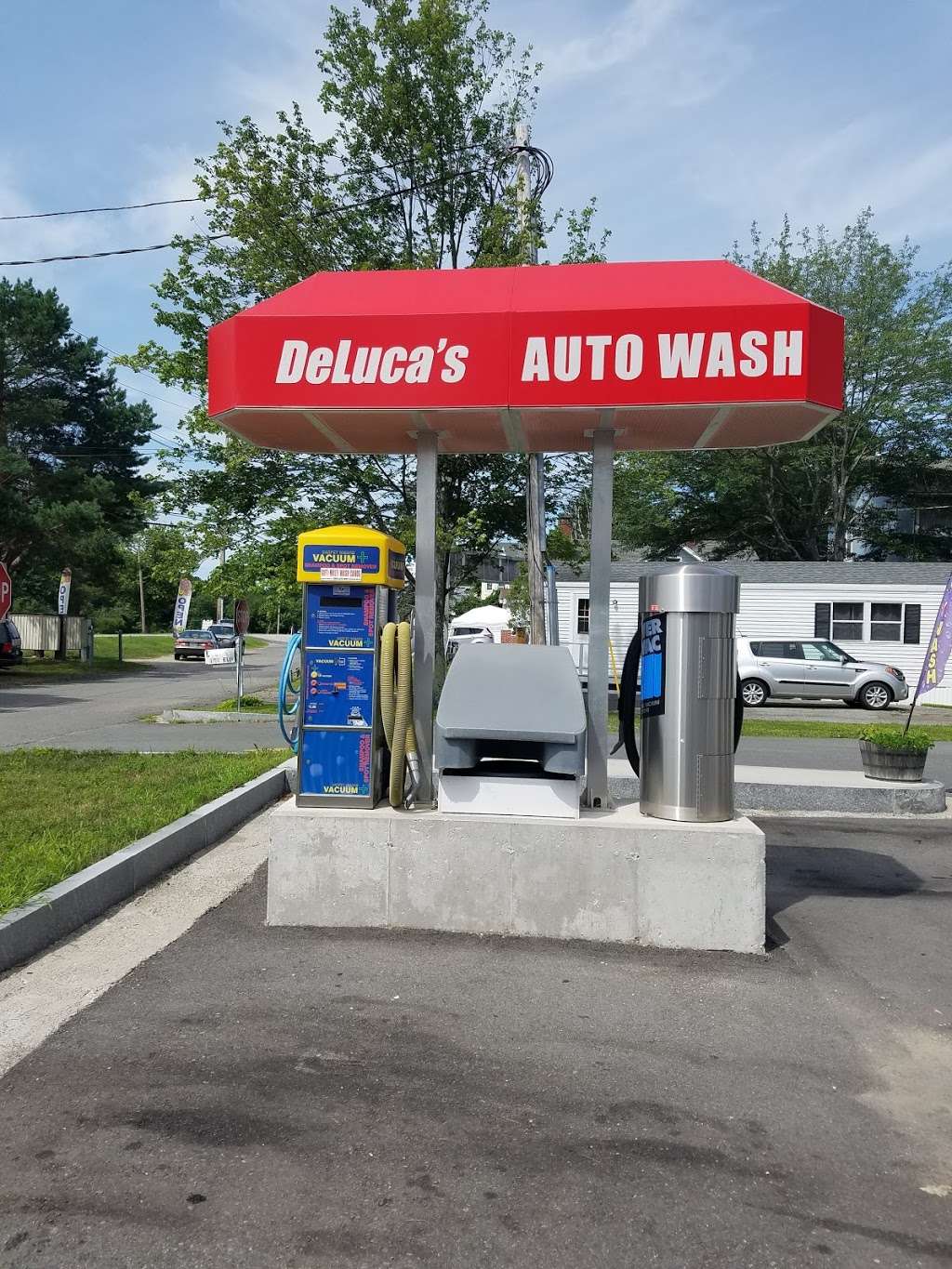 DeLucas Auto Wash | 106 Elm St, Salisbury, MA 01952, USA | Phone: (978) 572-1161