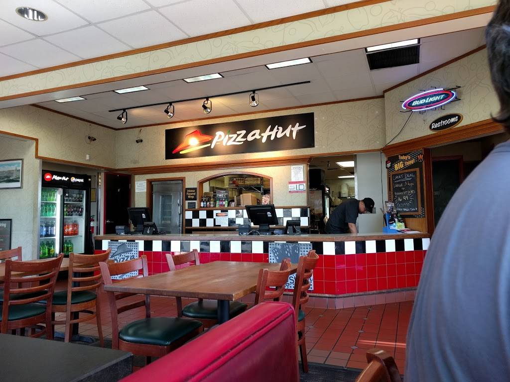 Pizza Hut | 4188 E Dakota Ave #101, Fresno, CA 93726, USA | Phone: (559) 222-1826