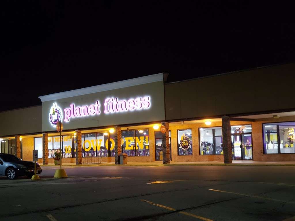 Planet Fitness | 7300 W Foster Ave, Chicago, IL 60656, USA | Phone: (773) 853-2305