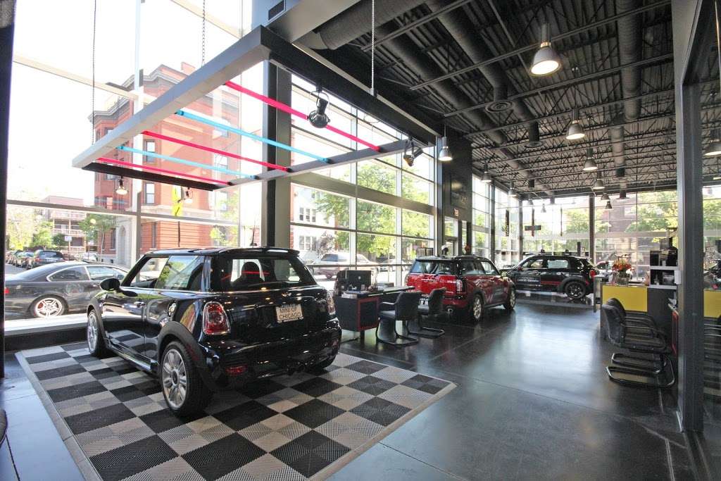 MINI of Chicago | 1111 W Diversey Pkwy, Chicago, IL 60614, USA | Phone: (773) 969-5700