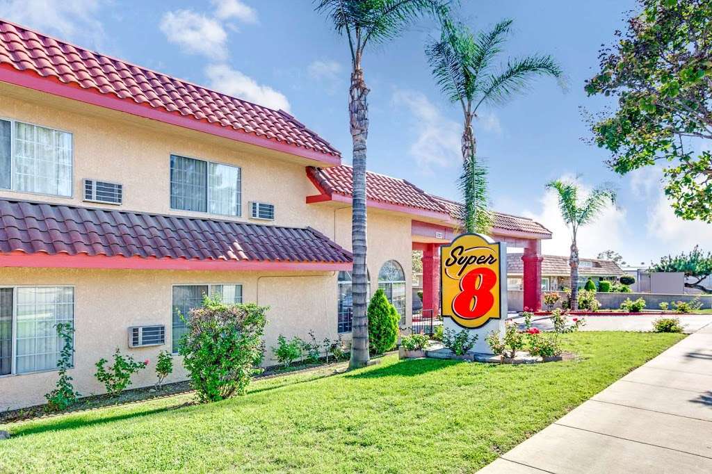 Super 8 by Wyndham Upland Ontario CA | 1282 W 7th St, Upland, CA 91786, USA | Phone: (909) 985-8115