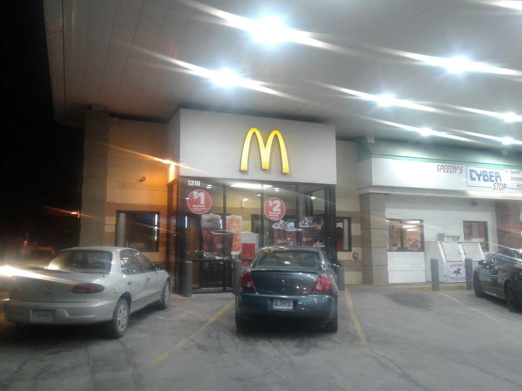 McDonalds | 1310 S Riverside Rd, St Joseph, MO 64507, USA | Phone: (816) 232-1407
