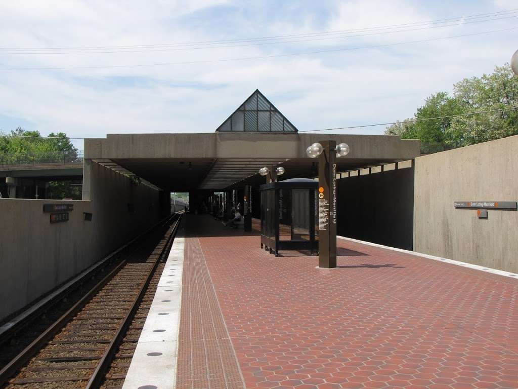 Dunn Loring-Merrifield Station | 2700 Gallows Rd, Vienna, VA 22180, USA | Phone: (202) 637-7000