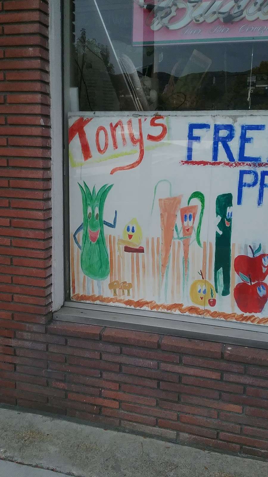 Tonys Sandwiches and Market | 2813 N Glenoaks Blvd, Burbank, CA 91504, USA | Phone: (818) 846-5863