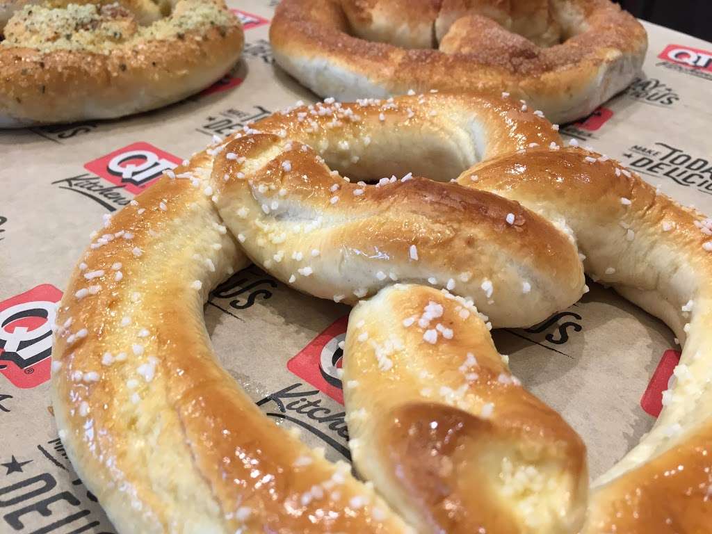 QuikTrip | 11070 Pflumm Rd, Lenexa, KS 66215 | Phone: (913) 339-9236