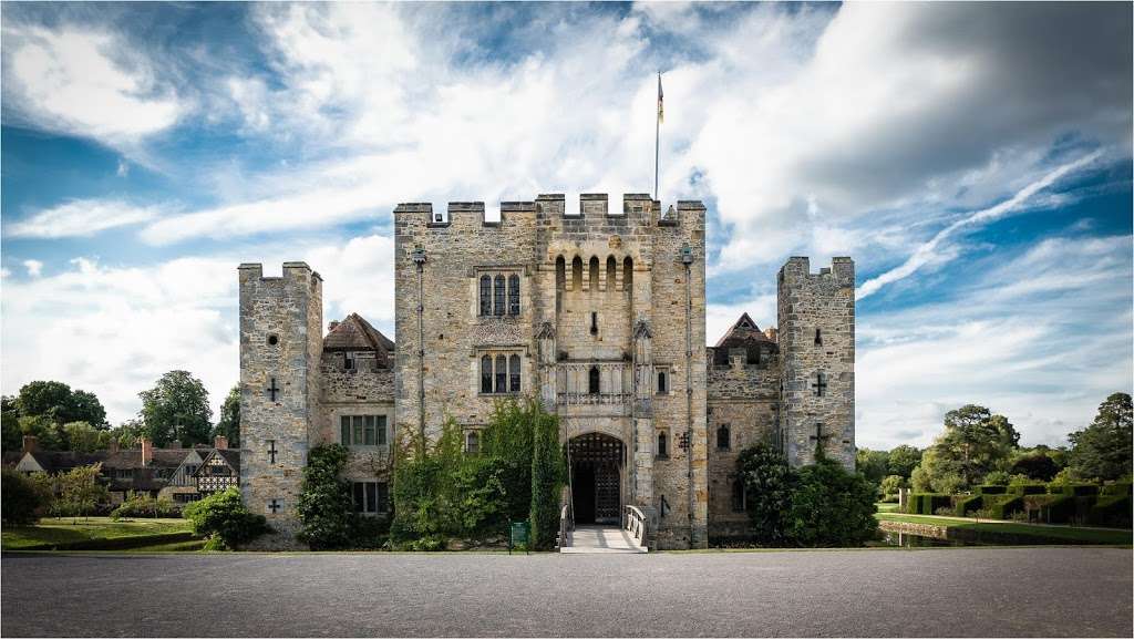 Medley Court at Hever Castle | Hever Castle, Hever, Edenbridge TN8 7NG, UK | Phone: 01732 861800