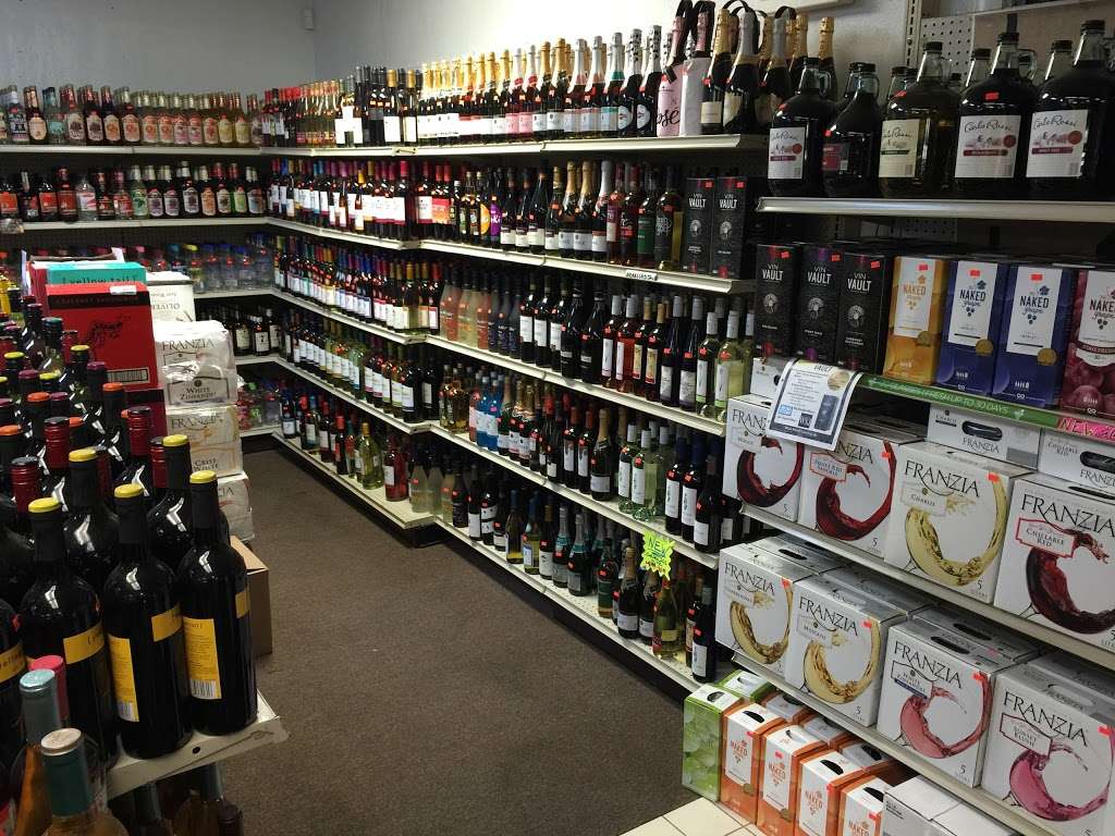 Lowell Liquors | 1745 E Commercial Ave, Lowell, IN 46356, USA | Phone: (219) 696-0440