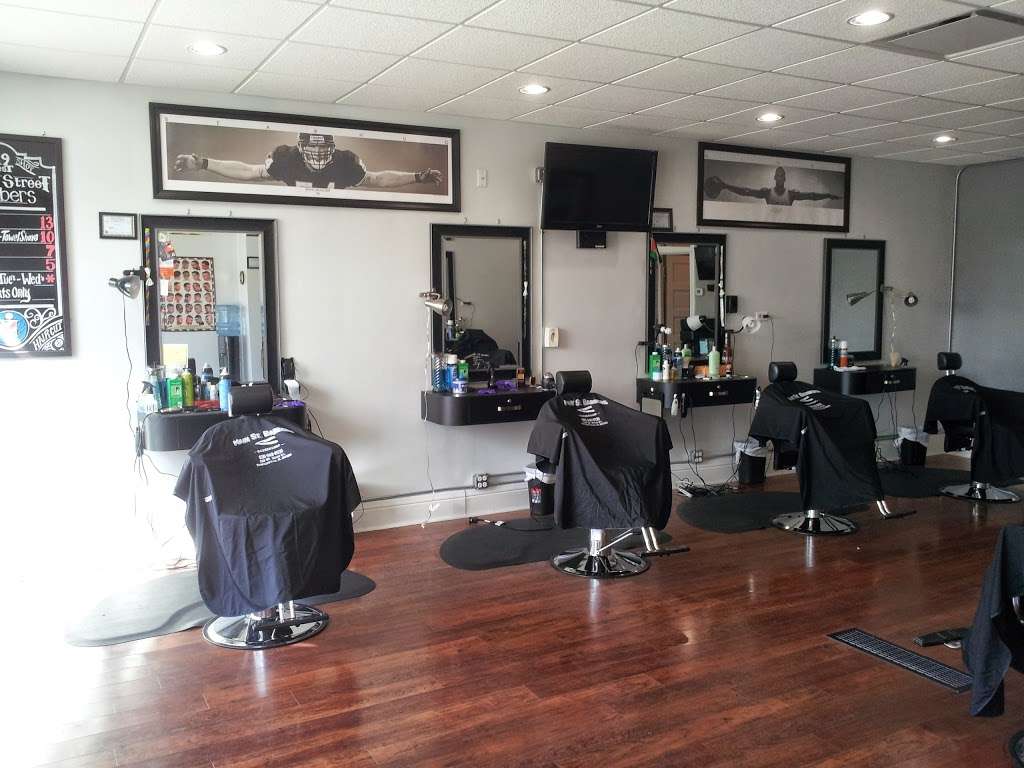 Main St. Barbers Barbershop | 119 Main St, Bensenville, IL 60106 | Phone: (630) 948-8530