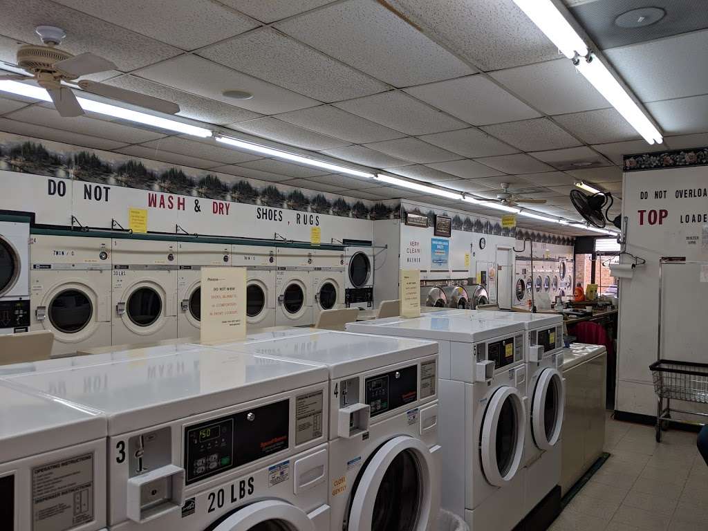 Platte Woods Laundry | 6740 NW Tower Dr, Kansas City, MO 64151 | Phone: (816) 587-6695