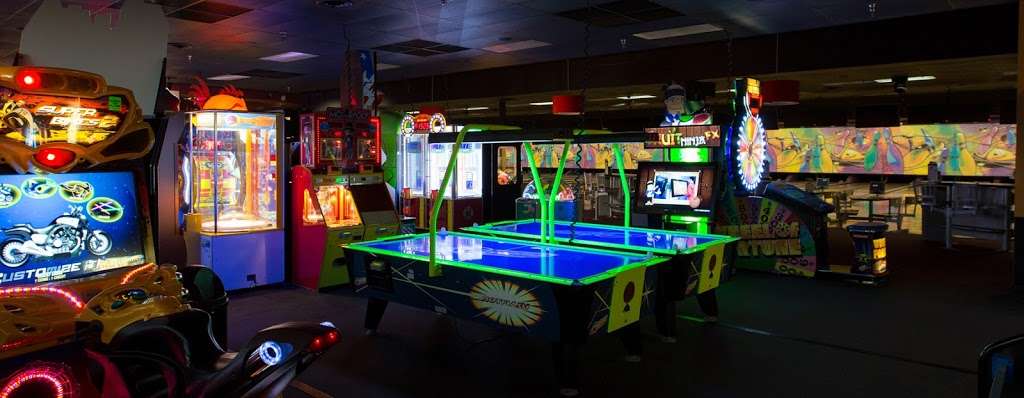 fun arcade monster bowl | 709 Sheffic Dr, Gouldsboro, PA 18424, USA