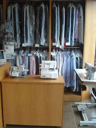 KS Dry Cleaners | 65 Ham St, Richmond TW10 7HW, UK | Phone: 020 8287 0419