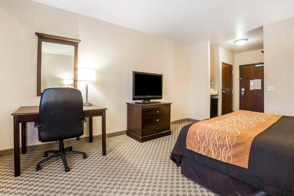 Comfort Inn & Suites Henderson - Las Vegas | 475 Marks St, Henderson, NV 89014, USA | Phone: (702) 387-6500