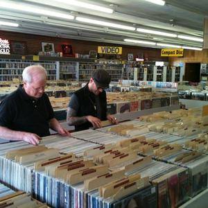 Remember When Records | 2901 W Gate City Blvd, Greensboro, NC 27403, USA | Phone: (336) 297-1999