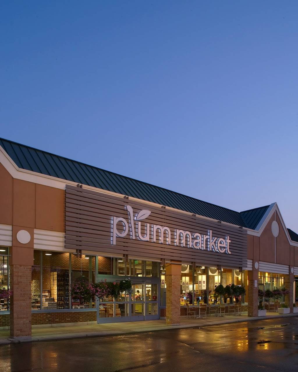 Plum Market | 3675 W Maple Rd, Bloomfield Twp, MI 48301, USA | Phone: (248) 594-2555