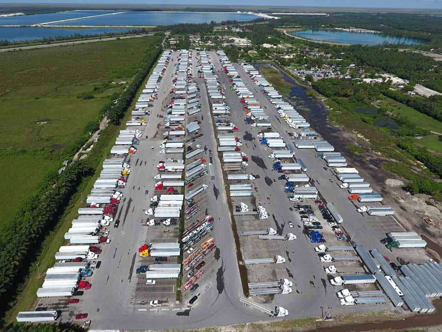 F And M Parking Truck Parking | 15545 NW 122nd Ave, Hialeah Gardens, FL 33018, USA | Phone: (305) 819-1981