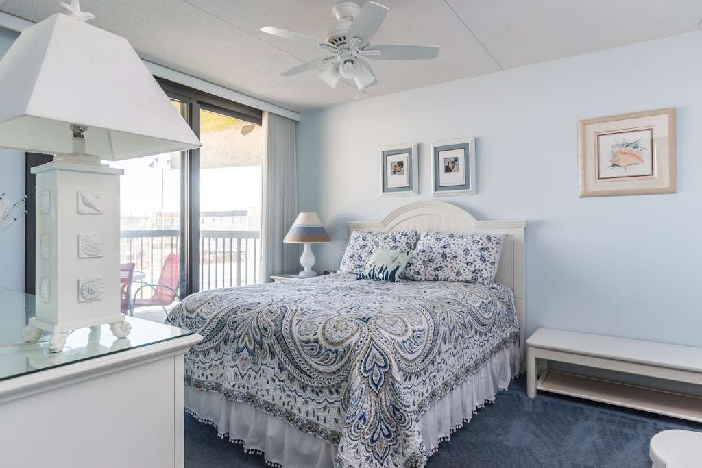 CENTURY 21 New Horizon - Sea Watch | 11500 Coastal Hwy, Ocean City, MD 21842, USA | Phone: (410) 250-0106