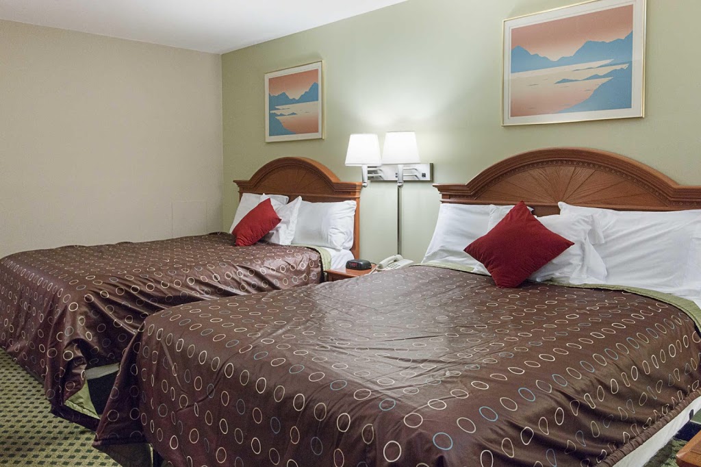 Rodeway Inn | 240 US-6, Milford, PA 18337, USA | Phone: (570) 296-9444 Rodeway Inn | 240 US-6, Milford, PA 18337, USA | Phone: (570) 296-9444