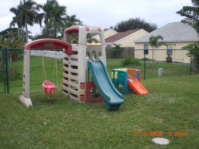 Suyin Family Day Care | 7940 Blackwood Ln, Lake Worth, FL 33467, USA | Phone: (561) 236-9481