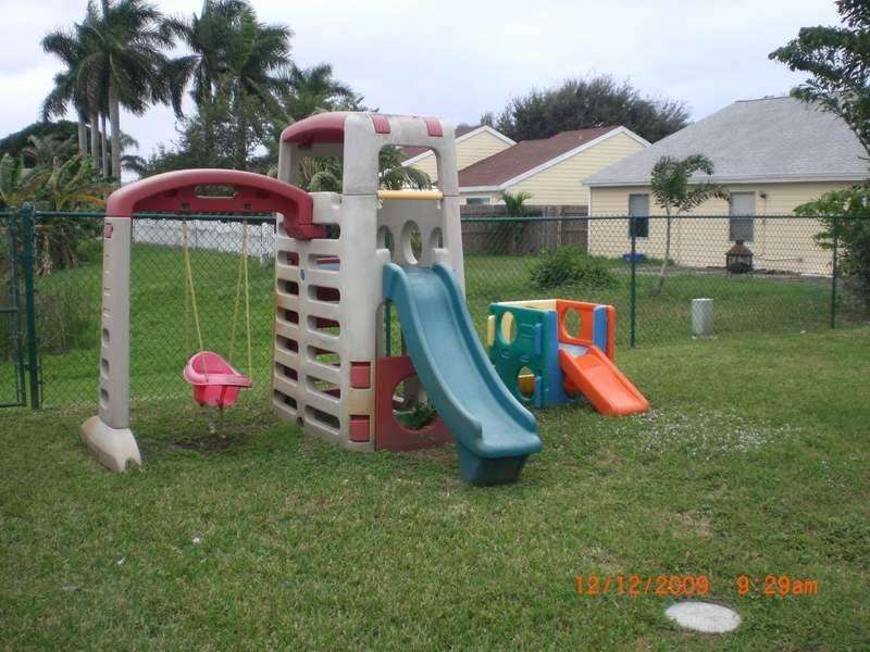 Suyin Family Day Care | 7940 Blackwood Ln, Lake Worth, FL 33467 | Phone: (561) 236-9481