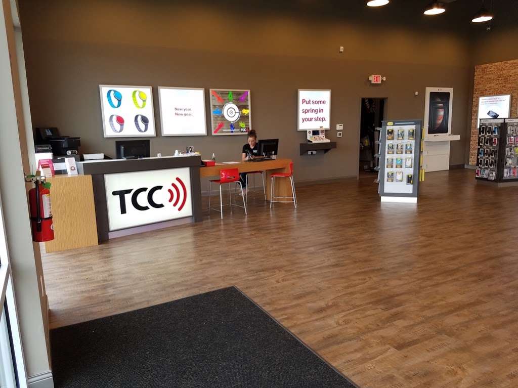 Verizon Authorized Retailer, TCC | 200 Flag Stone Dr, Martinsville, IN 46151 | Phone: (765) 349-0036